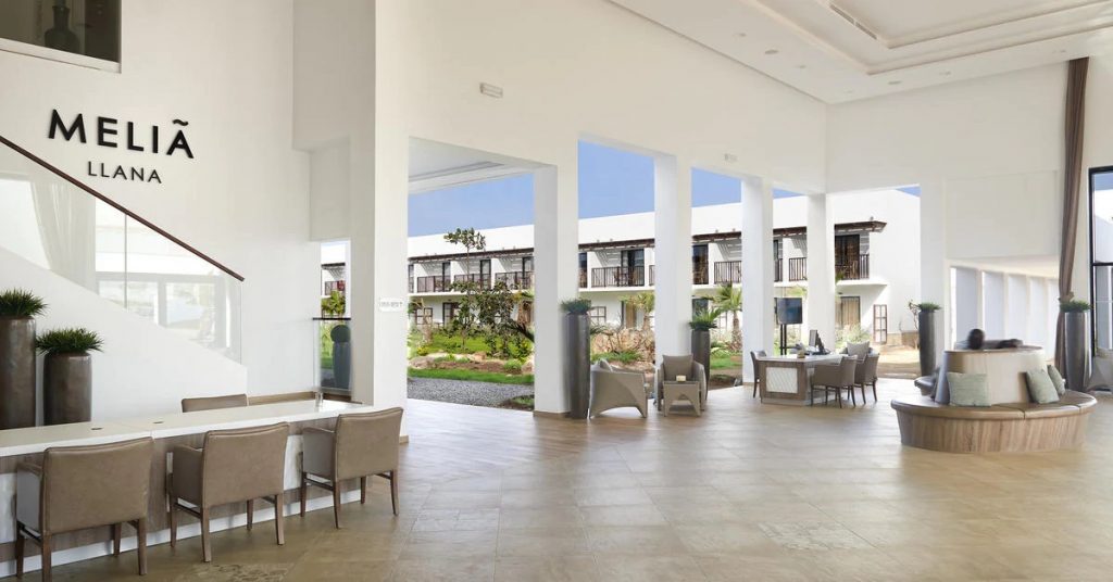 Hotel Melia Llana Beach Resort Sal lobby