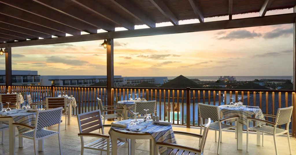 Hotel Melia Llana Beach Resort Sal terras Casa Nostra restraurant