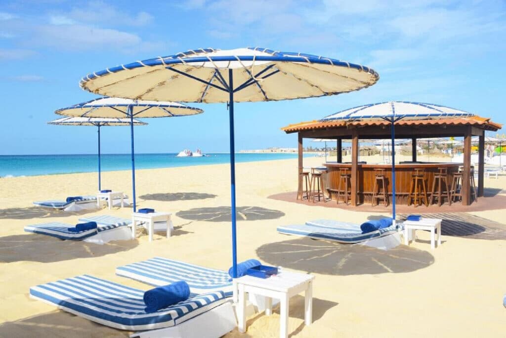 Hotel Morabeza Sal Kaapverdië, Santa Maria beachbar strand