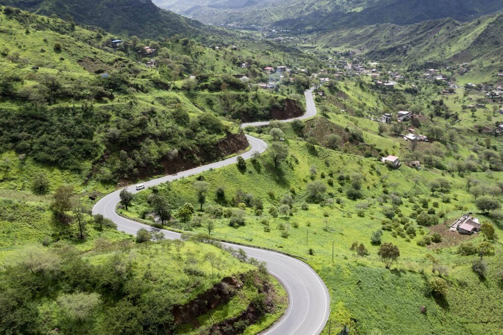 Rijden met een huurauto in Kaapverdië op het eiland Santiago
