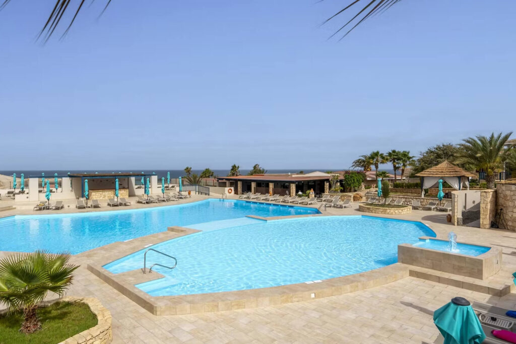 Zwembad Barceló Marine resort Boa Vista