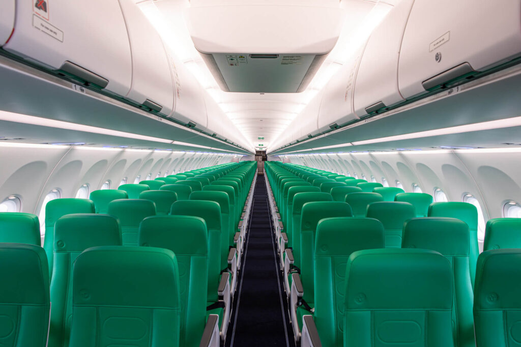 Cabine vliegtuig Transavia vlucht Sal Kaapverdië