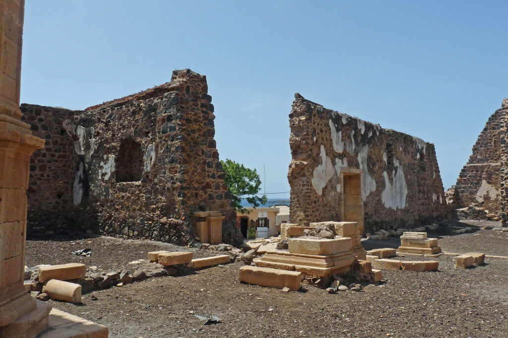 Ruines Se kathedraal in de Cidade Velha op Santiago Kaapverdische Eilanden