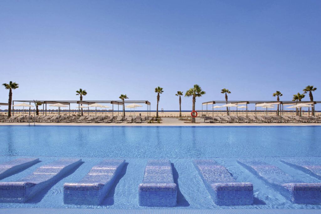 Zwembad Riu Palace Santa Maria Sal Kaapverdie All Inclusive resort