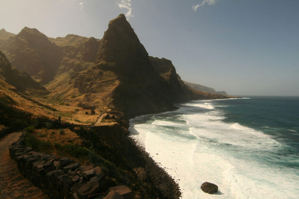 Kustlijn Ponta do Sol Santo Antão Kaapverdië wandelen wandelvakantie